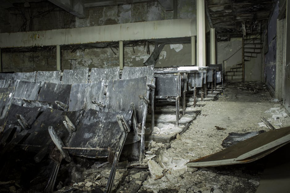 Why Glory Fades But Obscurity Endures