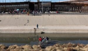 Immigrants crossing the Rio Grande into El Paso, Texas