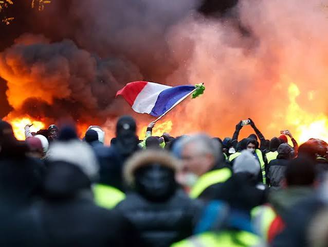 France Is Burning!